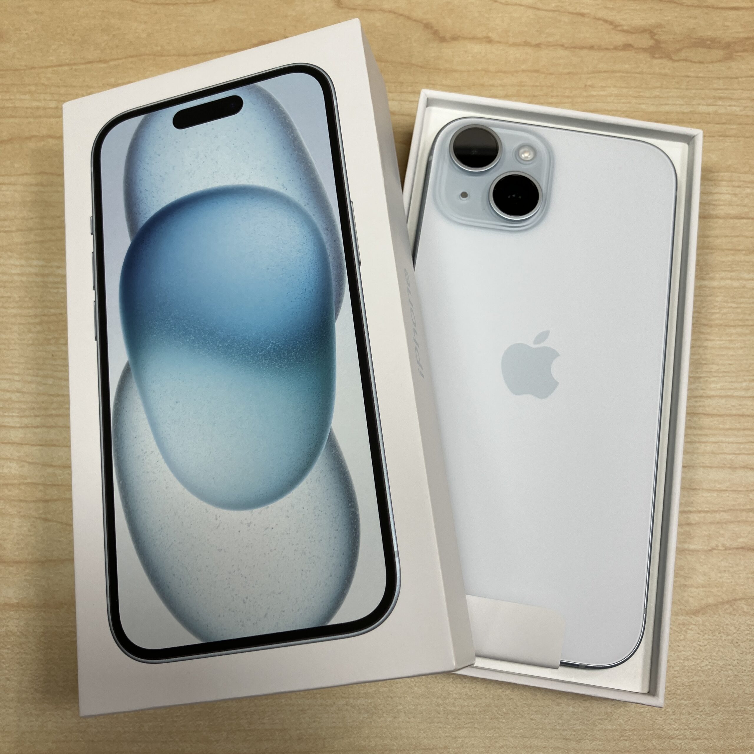 77000→73150【ジャンク品】iPhone 15 ブルー 256GB iPhone 15 256GB ブルーを購入 - Apple（日本）