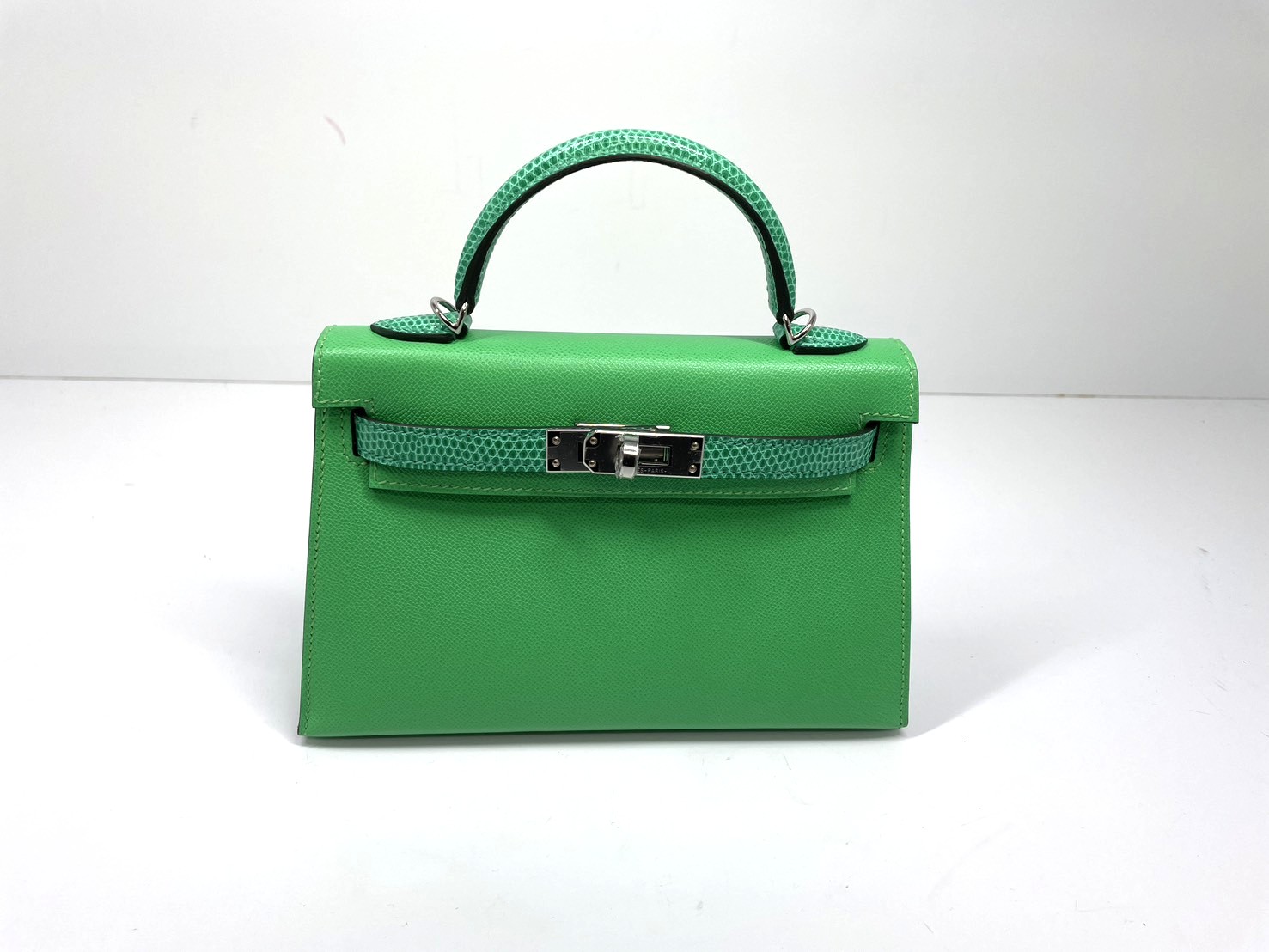 エルメス ミニケリー 空箱 エルメス HERMES ミニケリー2 K刻 ヴェールアマンド SVxGD金具