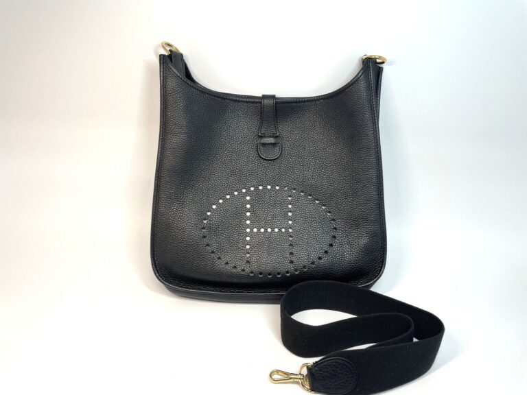 【買取】エルメス　エブリンGM　黒　□G刻印　樟脳臭あり