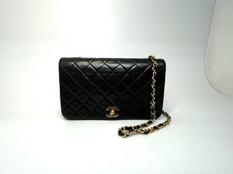 【質預かり】シャネル　チェーンショルダー　シングルフラップ　ラムスキン