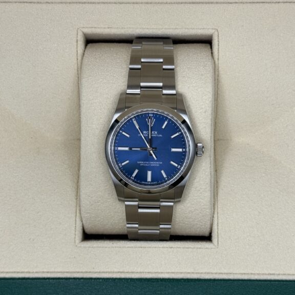 【宅配買取】ロレックス　オイスターパーペチュアル　124200　メットブルー　付属品完備　保2024年8月