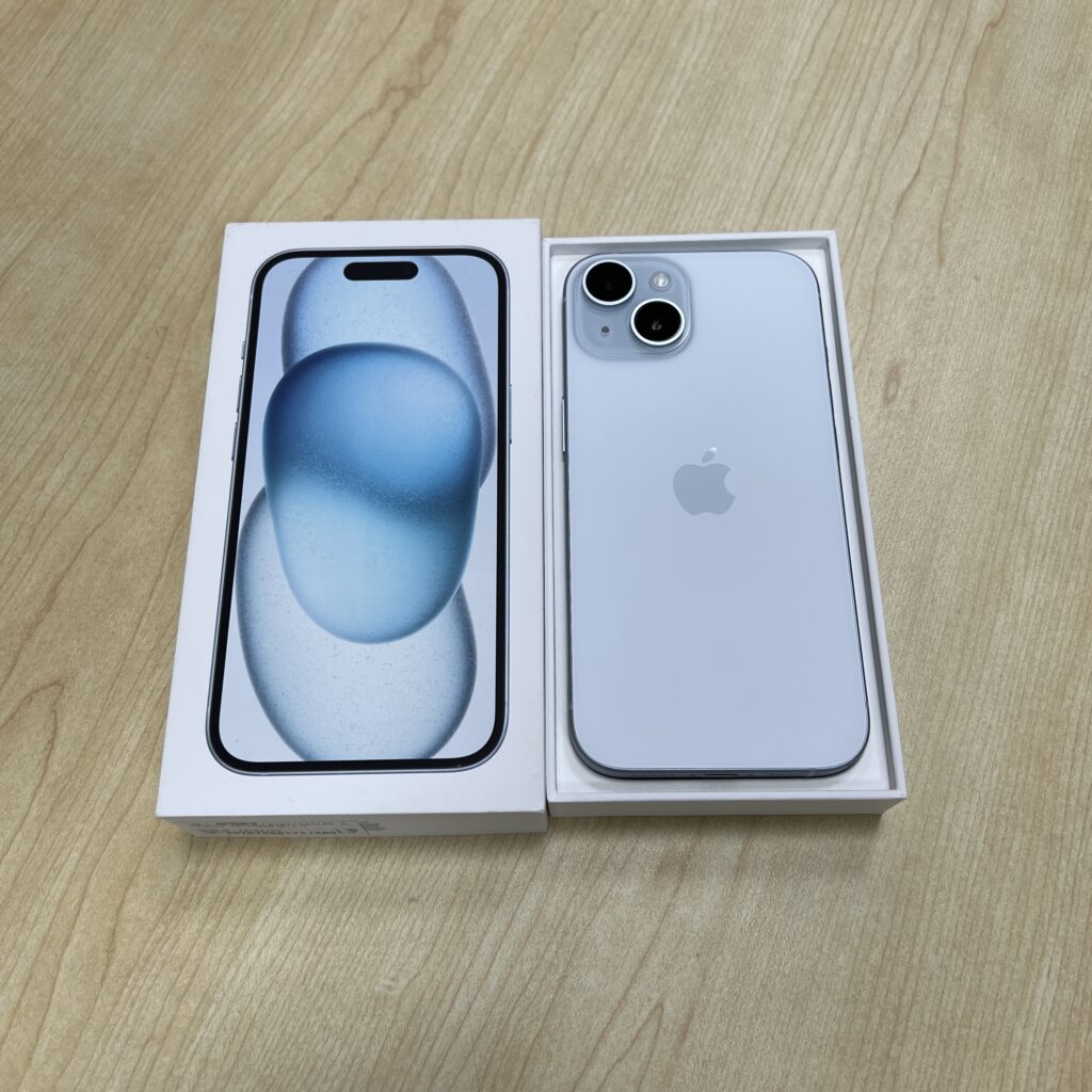 Apple　iPhone15　256GB　箱